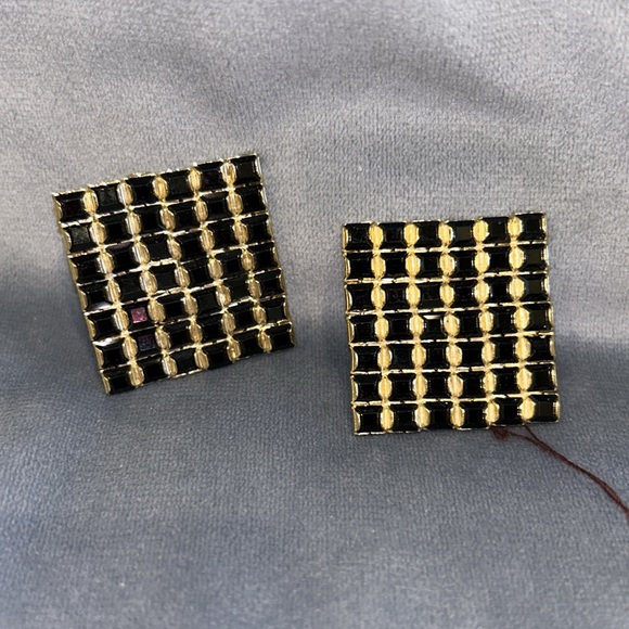 Large Jet Black Crystal Square Elegant and Modern Earrings-Boutique - Picture 5 of 8